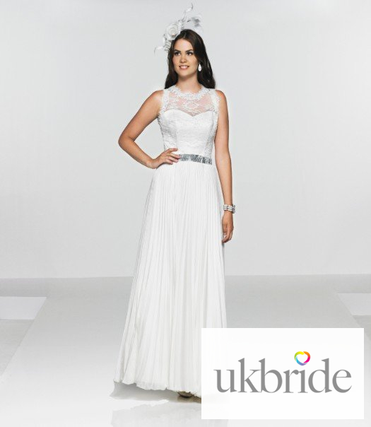 English_Heritage_wedding_dress_Ritzy.jpg