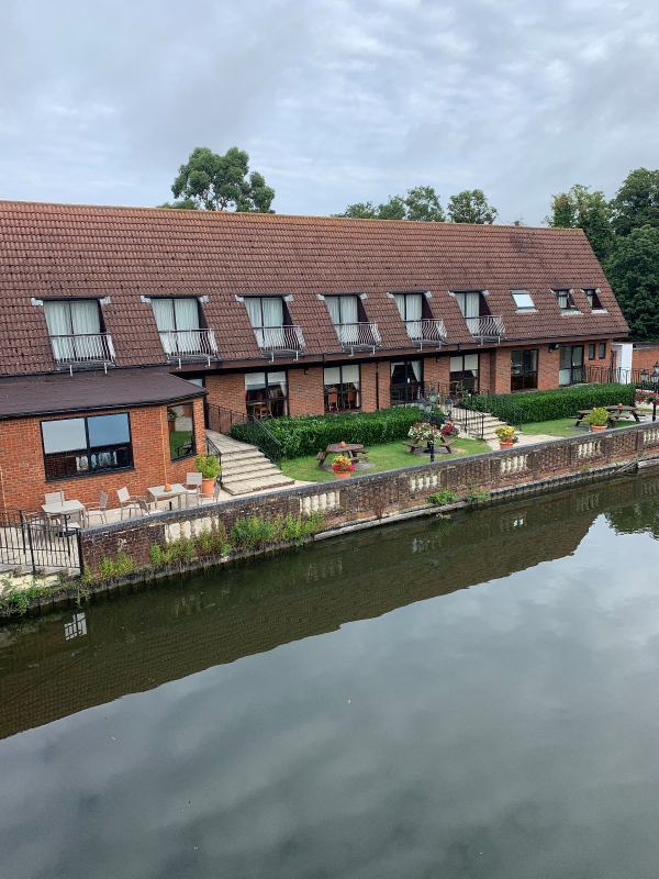 Lakeside International Hotel Lakeside International Hotel - Venues - Camberley - Surrey