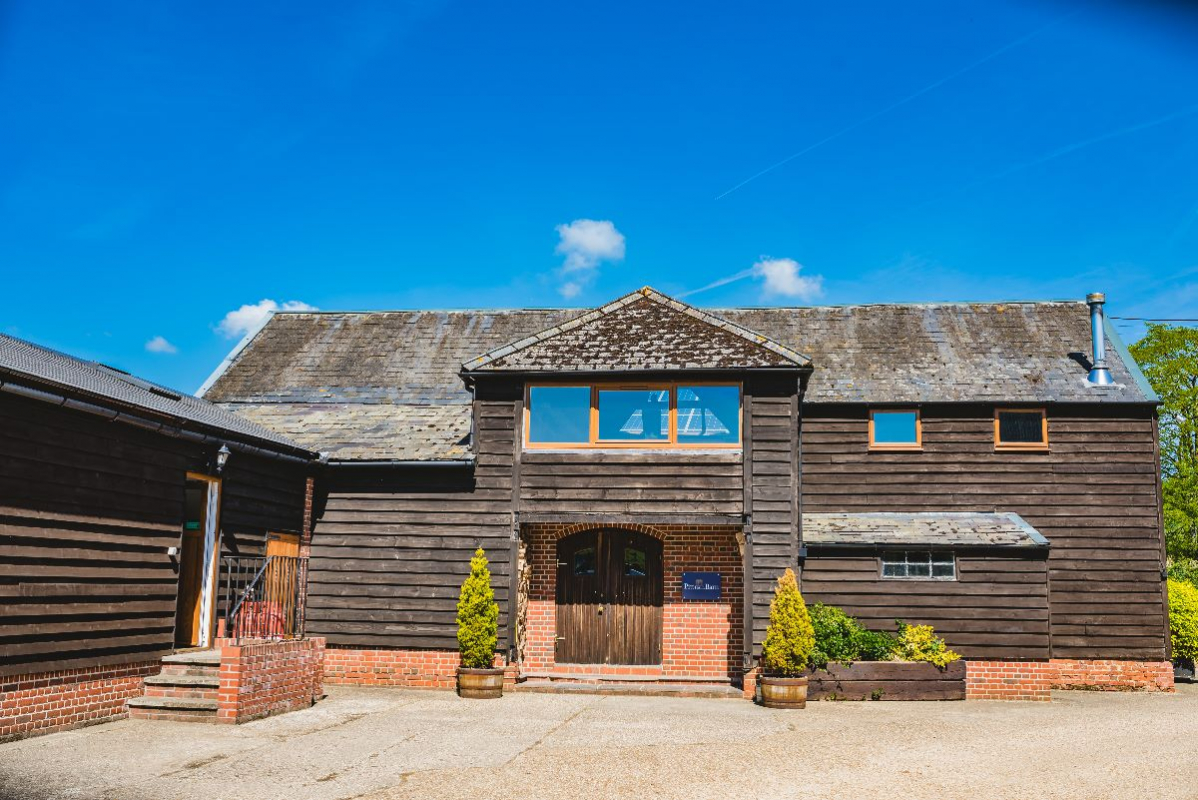 Pitt Hall Barn Pitt Hall Barn - Venues - Basingstoke - Hampshire