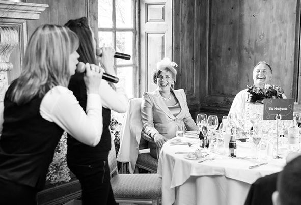Sing Out Waitresses & Waiters Sing Out Waitresses & Waiters - Entertainment - - Hertfordshire