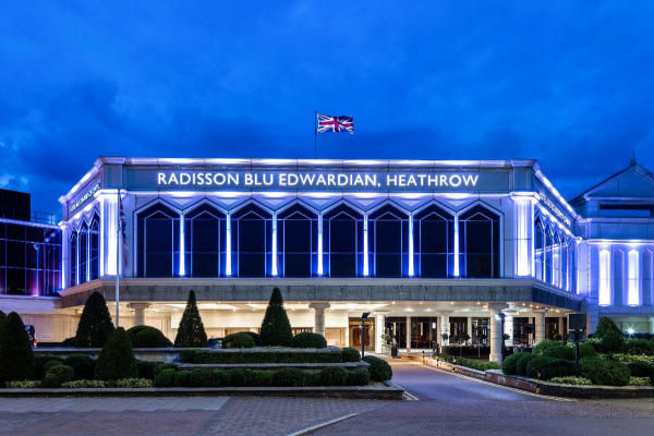 Radisson Blu Edwardian Heathrow Radisson Blu Edwardian Heathrow - Wedding Venue - Hayes - Greater London