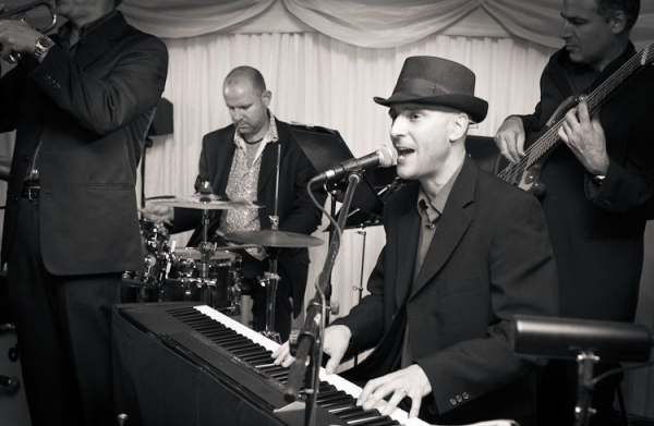 The Jazz Soul Boogie Band - Musicians - Tring - Hertfordshire