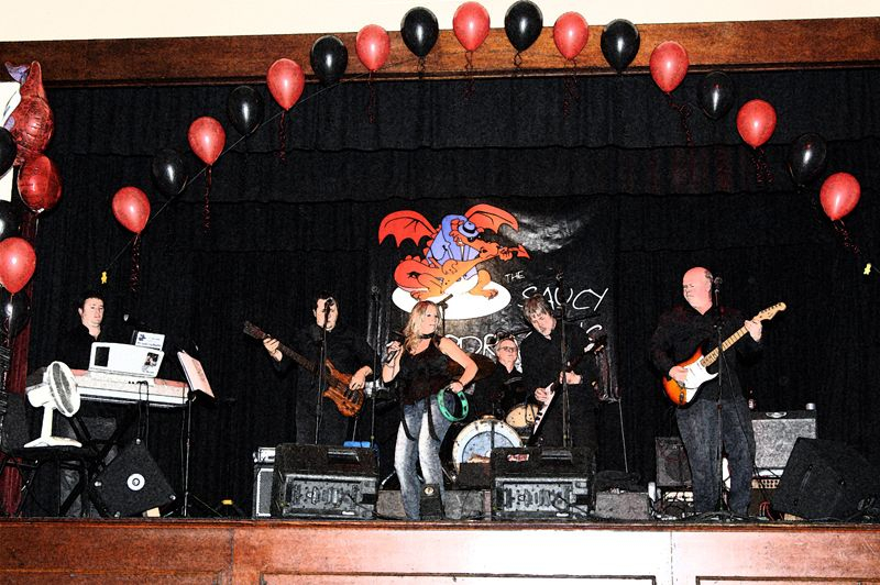 Saucy Flapdragons Saucy Flapdragons - Musicians - Lewes - East Sussex