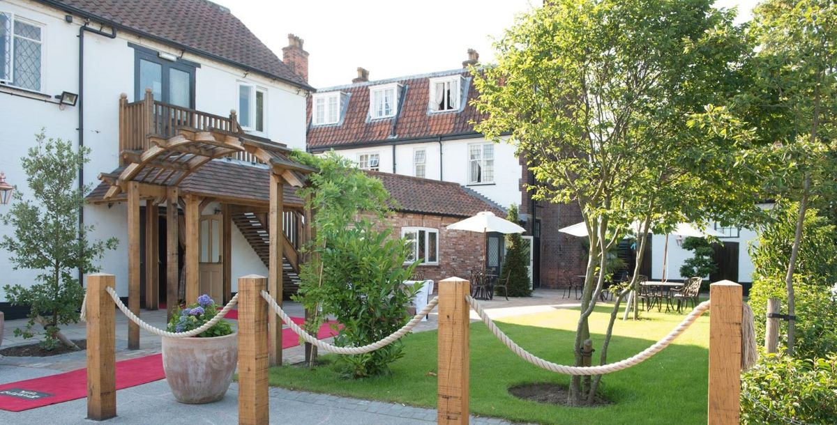 Ye Olde Bell Hotel & Spa Ye Olde Bell Hotel & Spa - Venues - Nottingham - Nottinghamshire