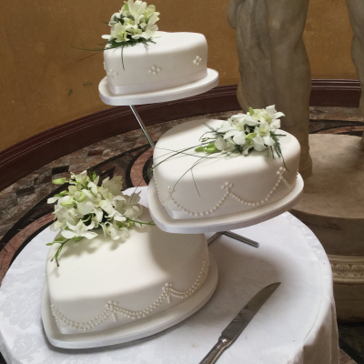 Cleo's Creative Cakes Cleo's Creative Cakes