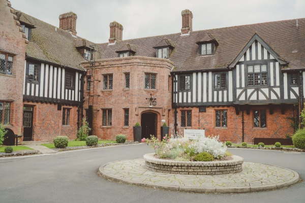 Hogarths Stone Manor Hogarths Stone Manor - Wedding Venue - Kidderminster - Worcestershire