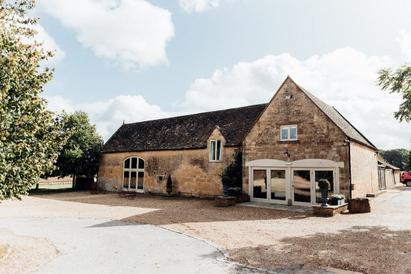 Lapstone Barn Lapstone Barn - Wedding Venue - Chipping Campden - Gloucestershire