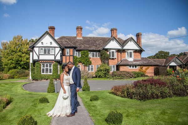 Yew Lodge Country House Yew Lodge Country House - Wedding Venue - Felcourt - Surrey