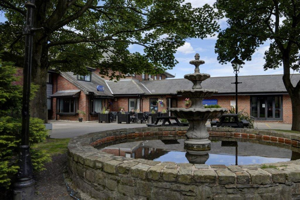 Smokies Park Hotel Smokies Park Hotel - Venues - Oldham - Lancashire
