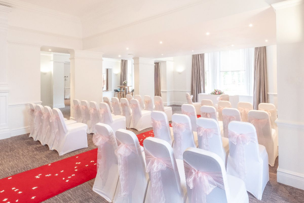 Holiday Inn Farnborough Holiday Inn Farnborough - Wedding Venue - Farnborough - Hampshire