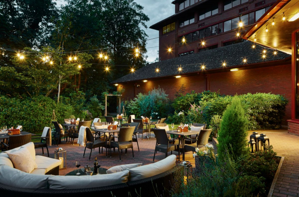 Swindon Marriott Hotel Swindon Marriott Hotel - Wedding Venue - Swindon - Wiltshire