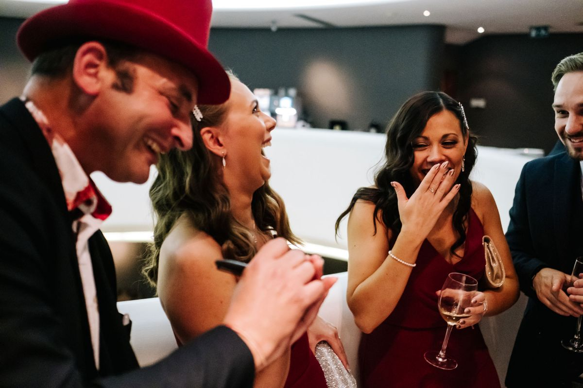 Red Hat Magic Red Hat Magic - Magicians - Aldershot - Hampshire