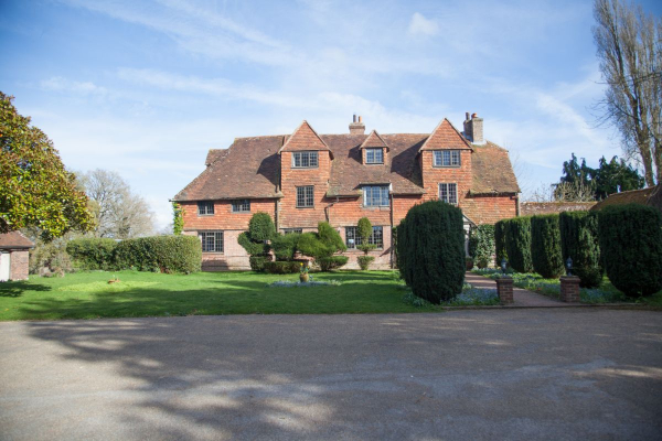 Pekes Manor Pekes Manor - Wedding Venue - Near Halisham - East Sussex