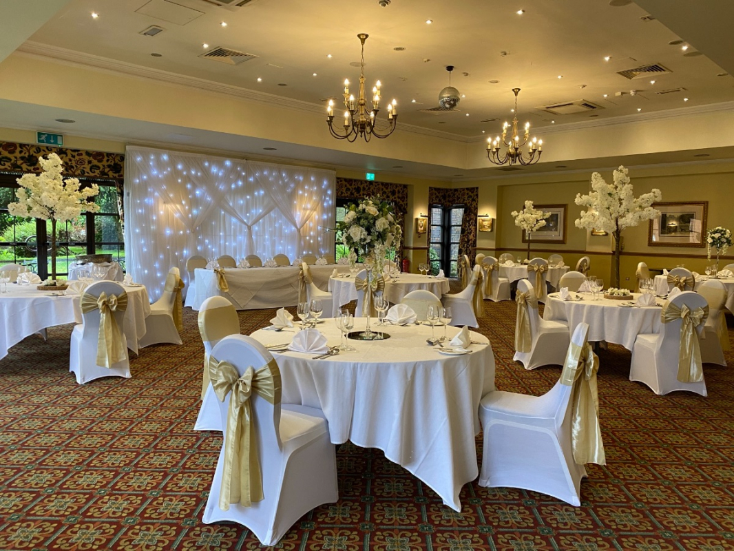 Twinkles And Tiaras Twinkles And Tiaras - Venue Decoration - Nuneaton - Warwickshire