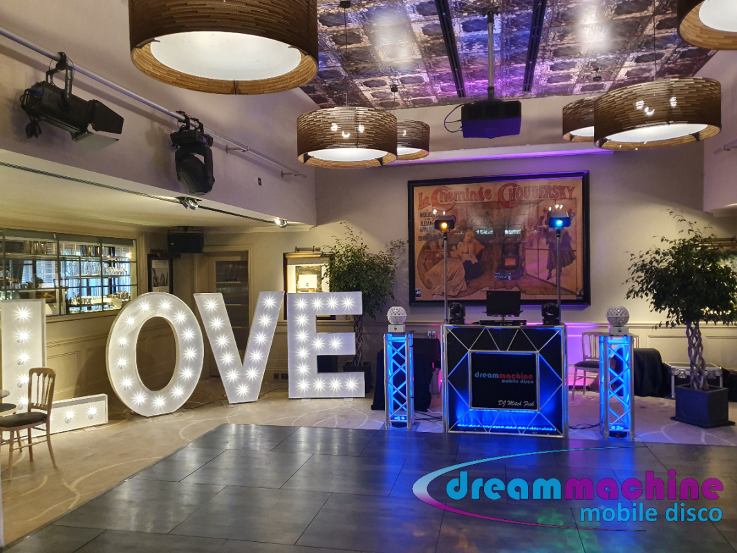 DJ Mitch Fisk / Dream Machine Discos DJ Mitch Fisk / Dream Machine Discos - DJs / Disco - CHELMSFORD - Essex