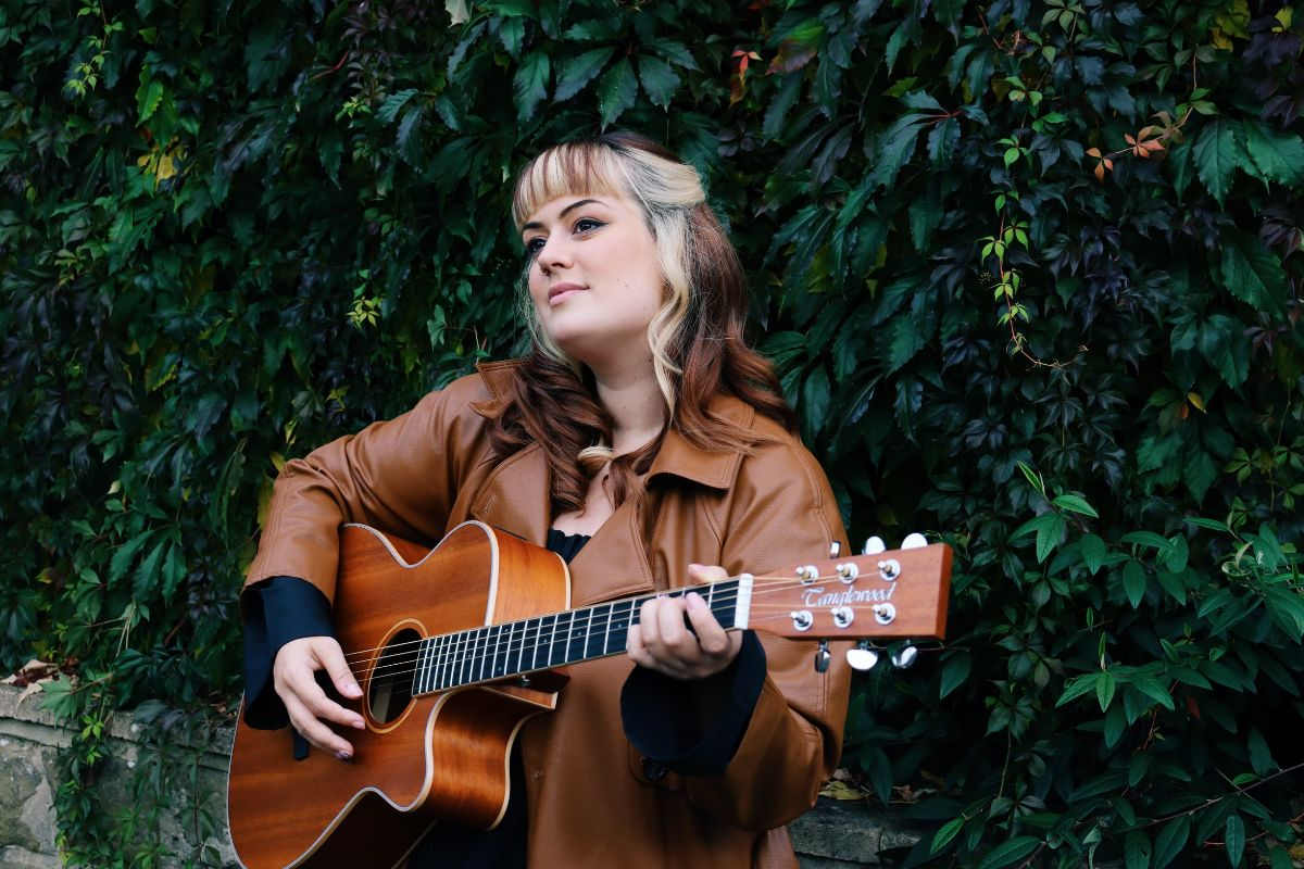 Lily Kerbey Lily Kerbey - Musicians - Barnsley - South Yorkshire