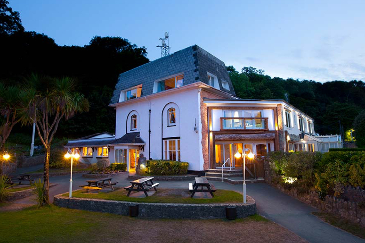Oxwich Bay Hotel Oxwich Bay Hotel - Venues - Swansea - Vale of Glamorgan