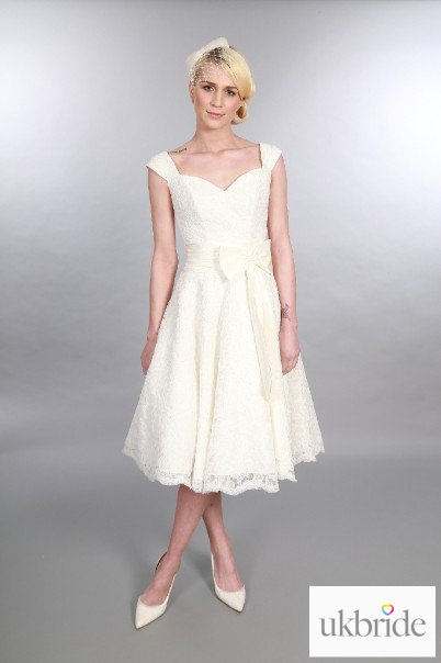 Ivy Lace - Timeless Chic Tea Length 1950s  Lace Vintage Style Wedding Dress Cap Sleeve  (2).JPG