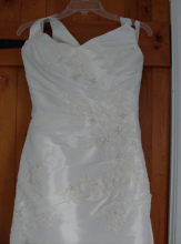 wedding dress 001.JPG