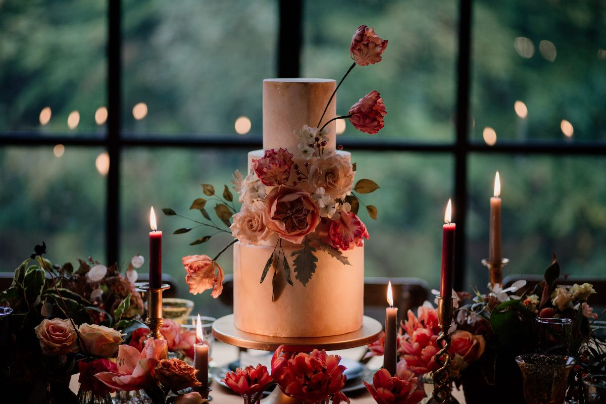 Wren Cake Design Wren Cake Design - Cakes & Favours - Kendal - Cumbria