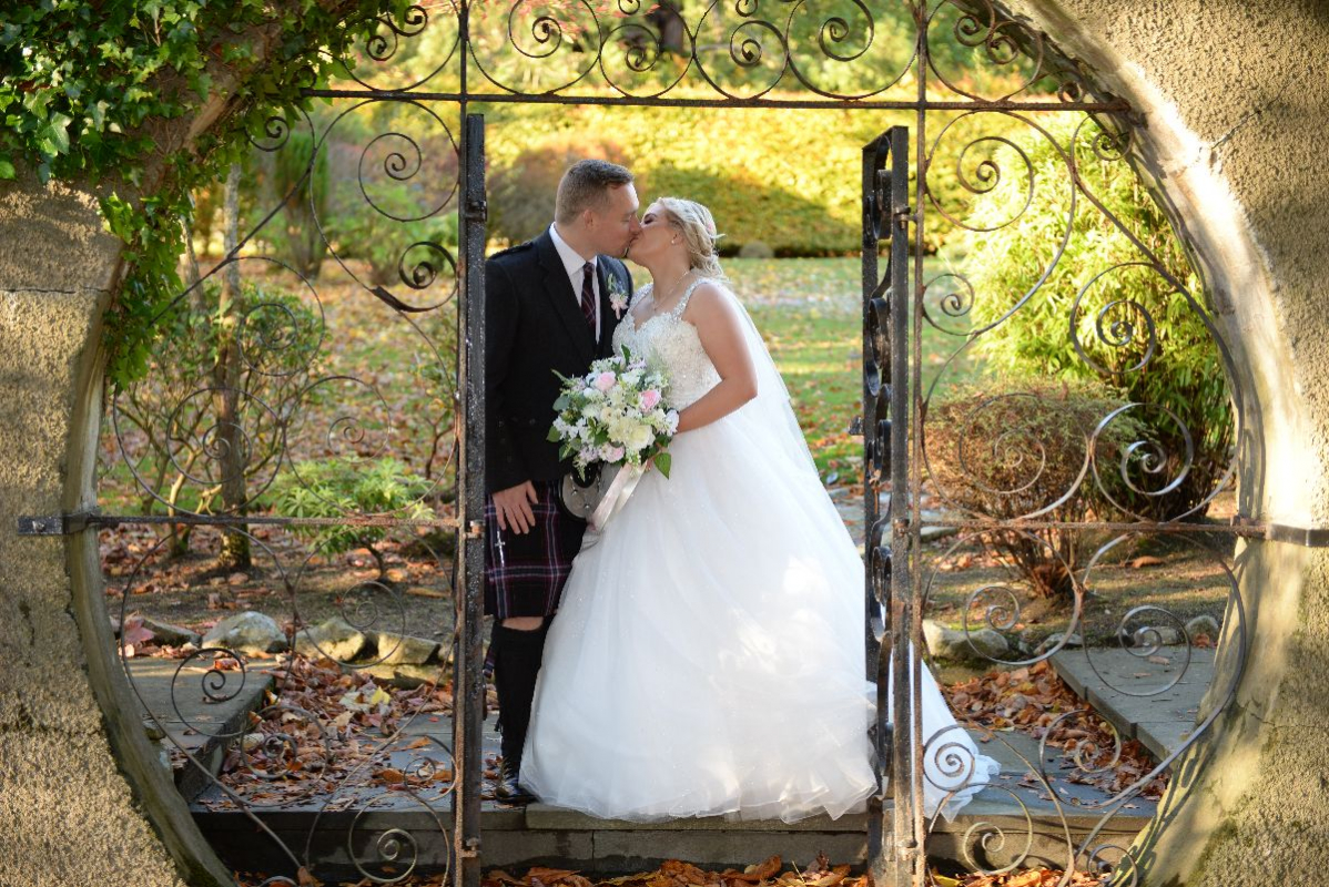 Love Weddings Aberdeen - Photographers - Aberdeen - Aberdeenshire