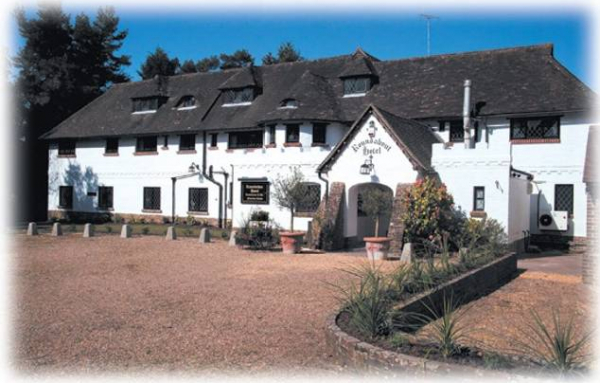 The Roundabout Hotel The Roundabout Hotel