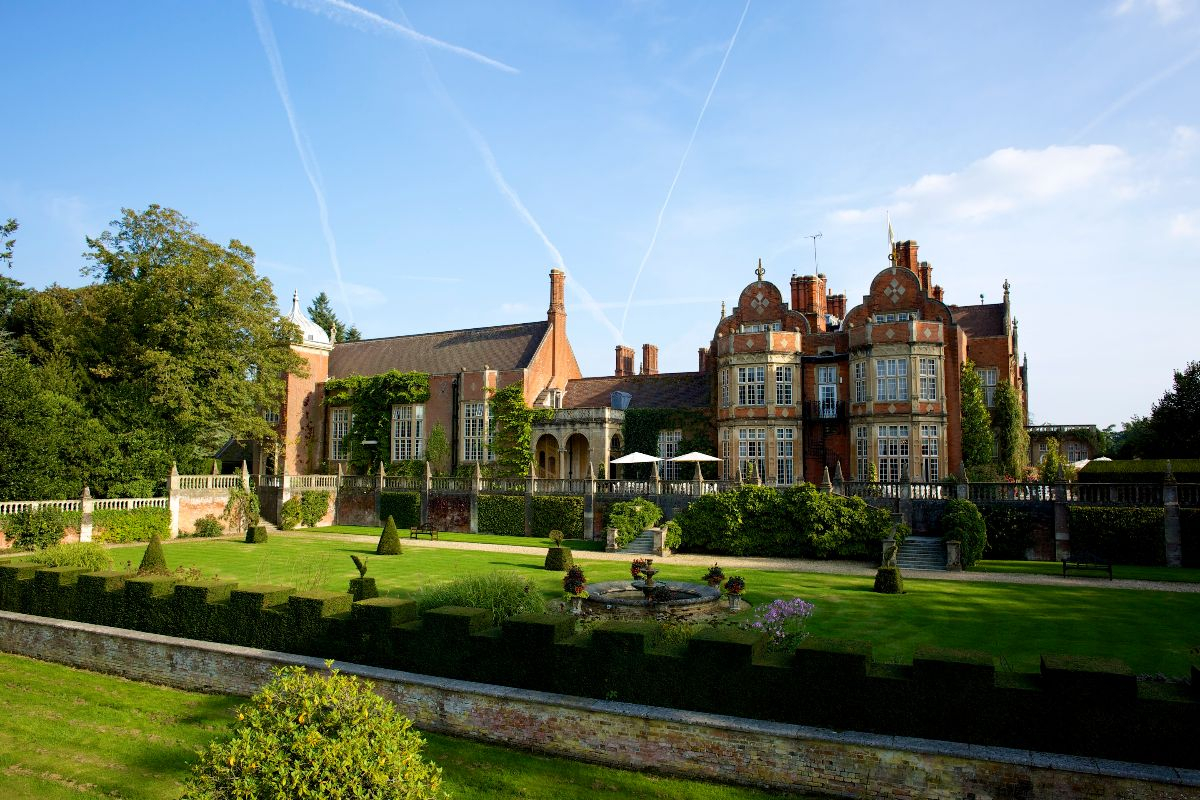 Tylney Hall Hotel & Gardens Tylney Hall Hotel & Gardens - Venues - Hook - Hampshire
