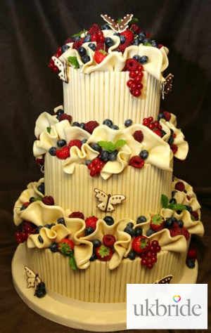 Choc-scroll-&-berries-wedding-cake.jpg