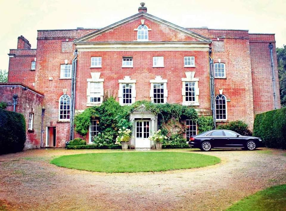 10 Castle Street 10 Castle Street - Venues - Wimborne - Dorset