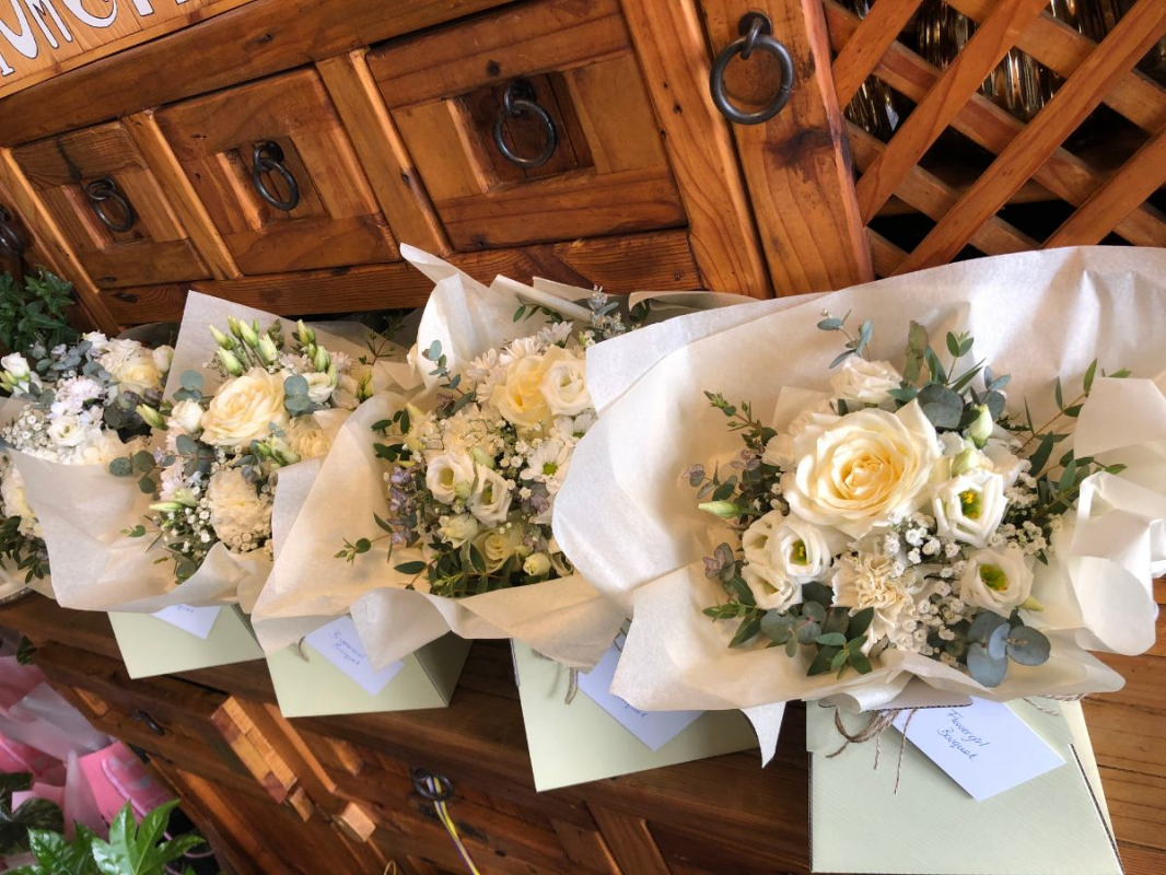 Buds 2 blooms Buds 2 blooms - Florists - Norwich - Norfolk