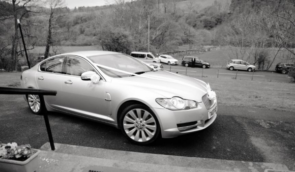 Target Executive & Prestige Wedding Car Target Executive & Prestige Wedding Car