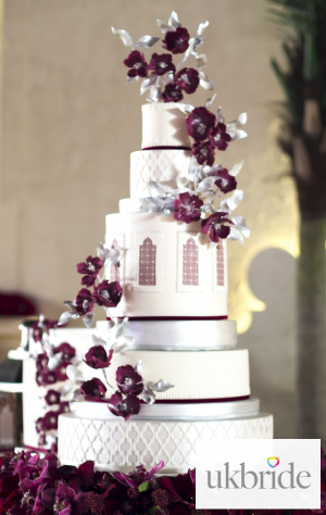 qatar wedding cake-1.jpg