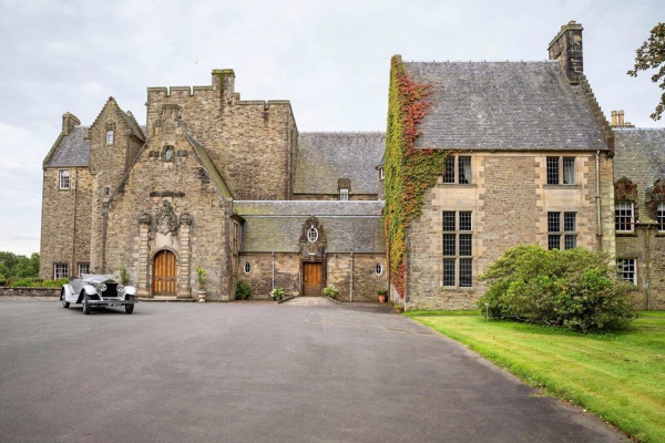Rowallan Castle Rowallan Castle - Wedding Venue - Kilmarnock - East Ayrshire