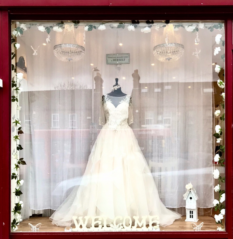 Wedding Dreams By Lisa Wedding Dreams By Lisa - Wedding Dress / Fashion - Uxbridge - Greater London
