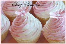 flower_topped_cupcakes_soap_031.jpg