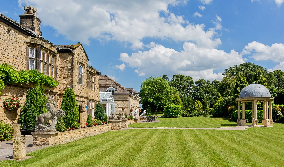 Rogerthorpe Manor Hotel Rogerthorpe Manor Hotel - Venues - Pontefract - West Yorkshire