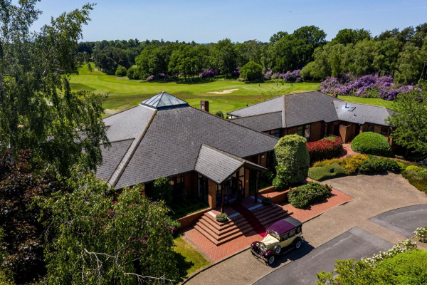 Bearwood Lakes Golf Club Bearwood Lakes Golf Club - Wedding Venue - Wokingham - Berkshire