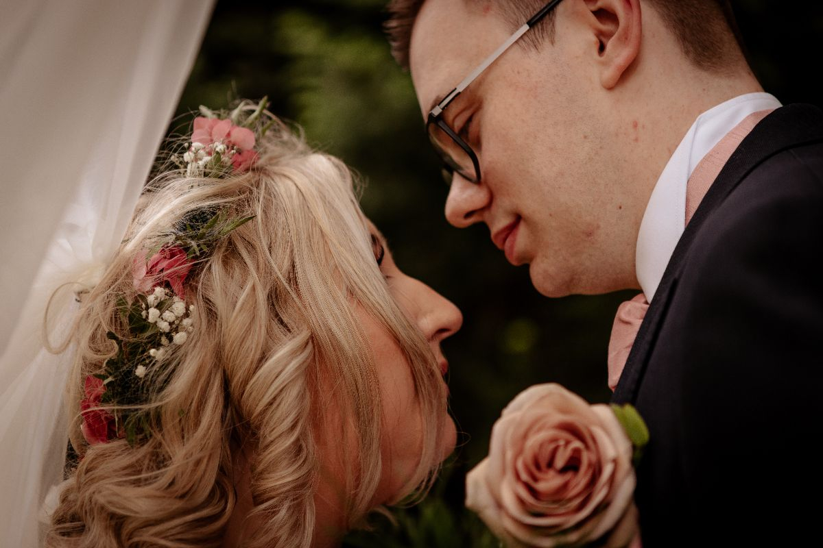 UR Rosa Photography UR Rosa Photography - Photographers - - Warwickshire