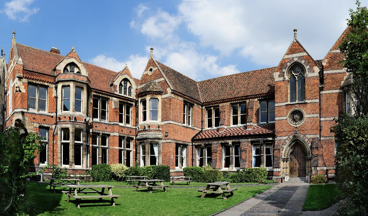 Cambridge Union Society Event Venue Cambridge Union Society Event Venue - Venues - Cambridge - Cambridgeshire