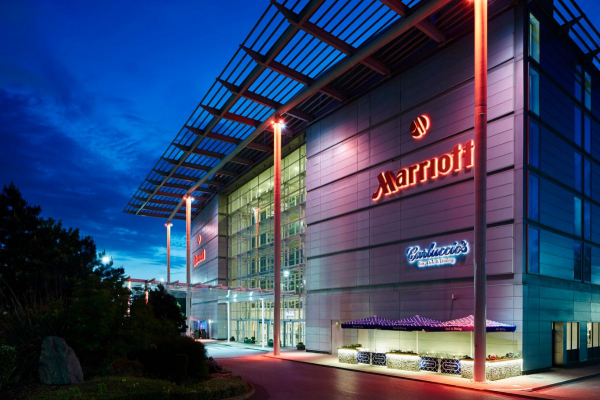 London Heathrow Marriott Hotel London Heathrow Marriott Hotel - Wedding Venue - HAYES - Greater London