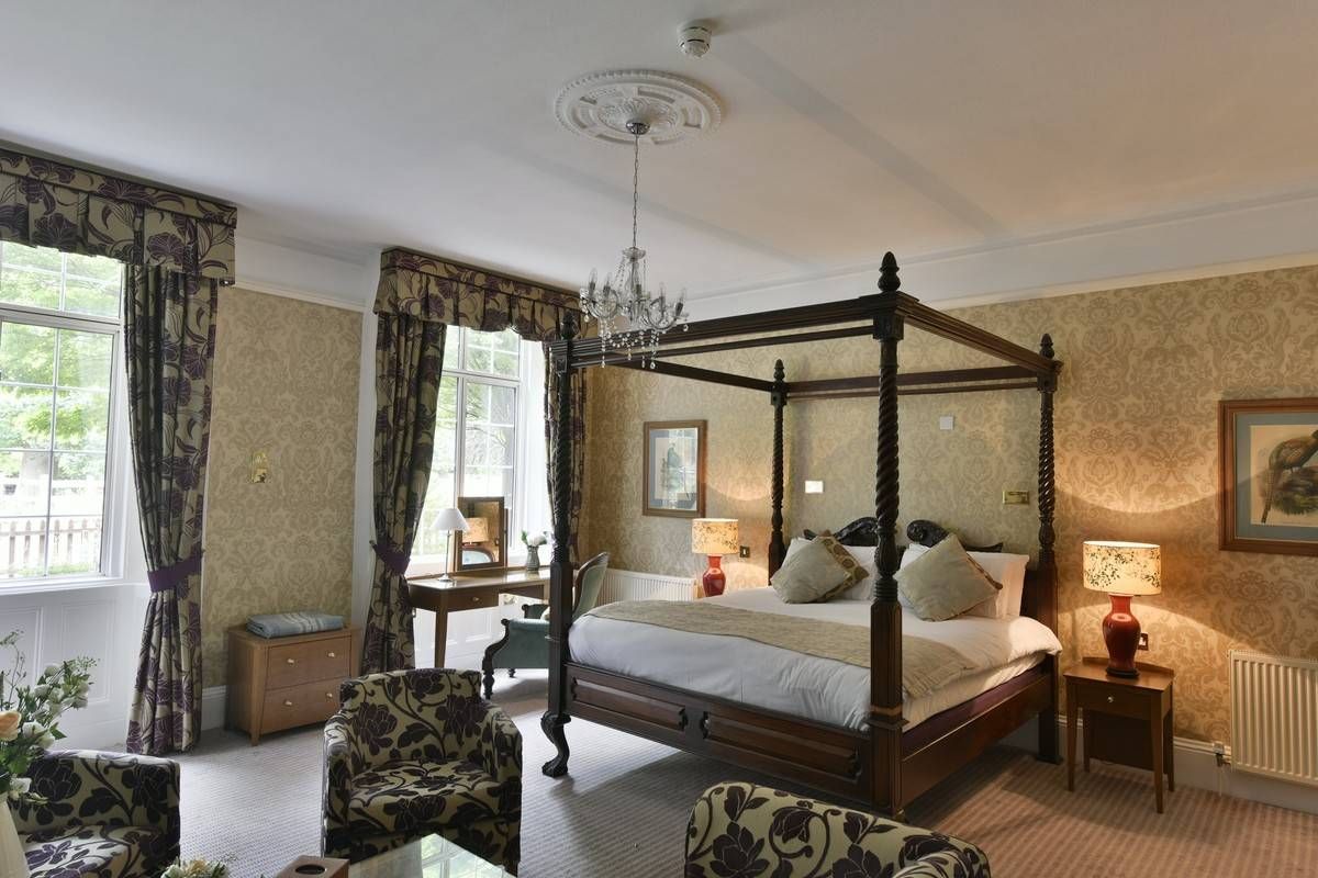 Gallery Item 217 for The Charlecote Pheasant Hotel
