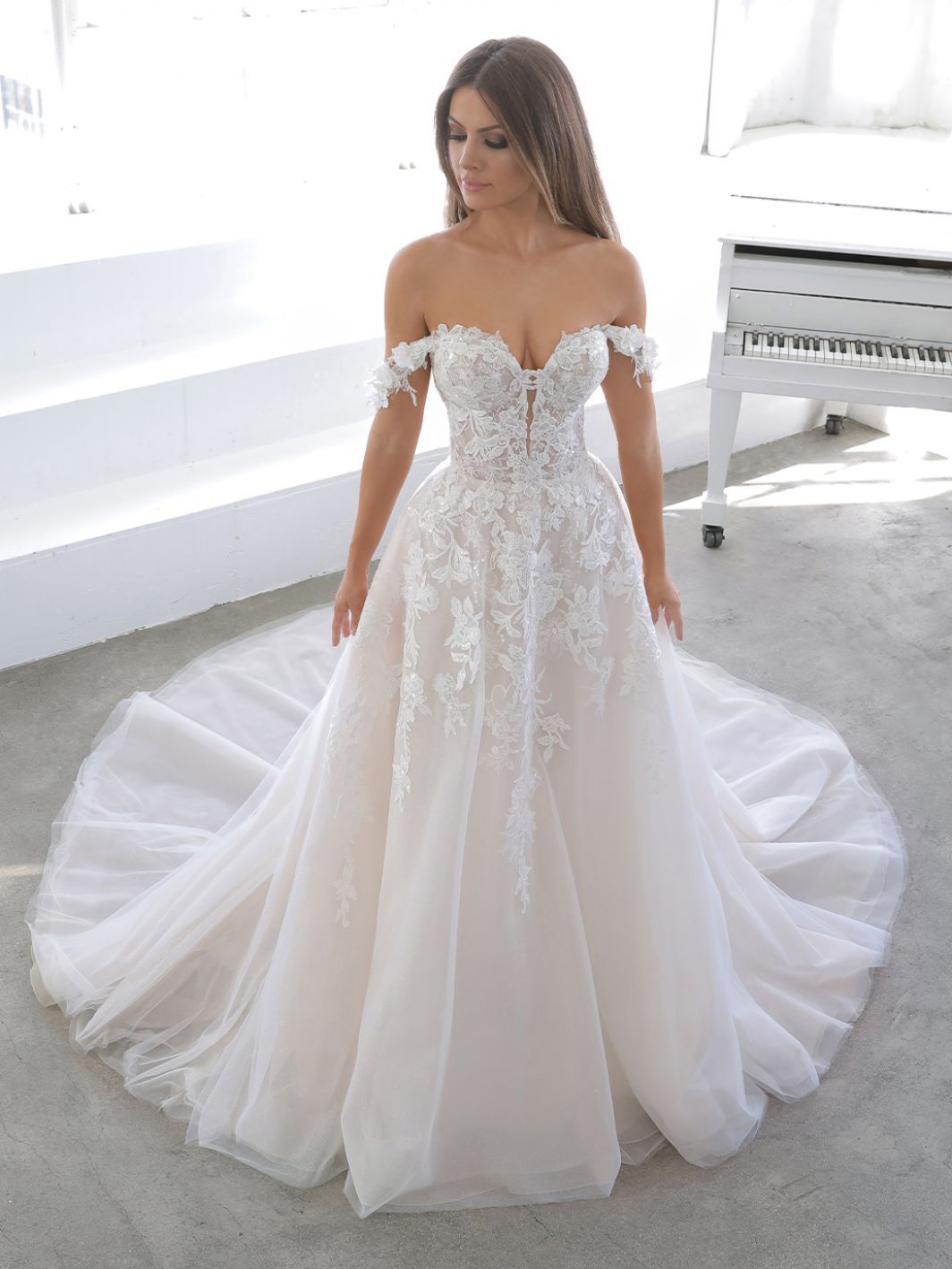 Holmes and Co Bridal Couture-Image-28