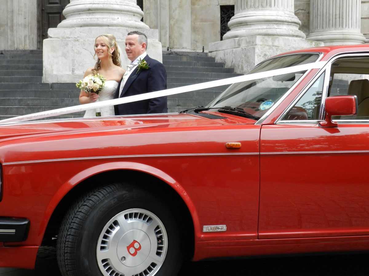 Lady R Wedding & Chauffeur Hire Ltd-Image-18