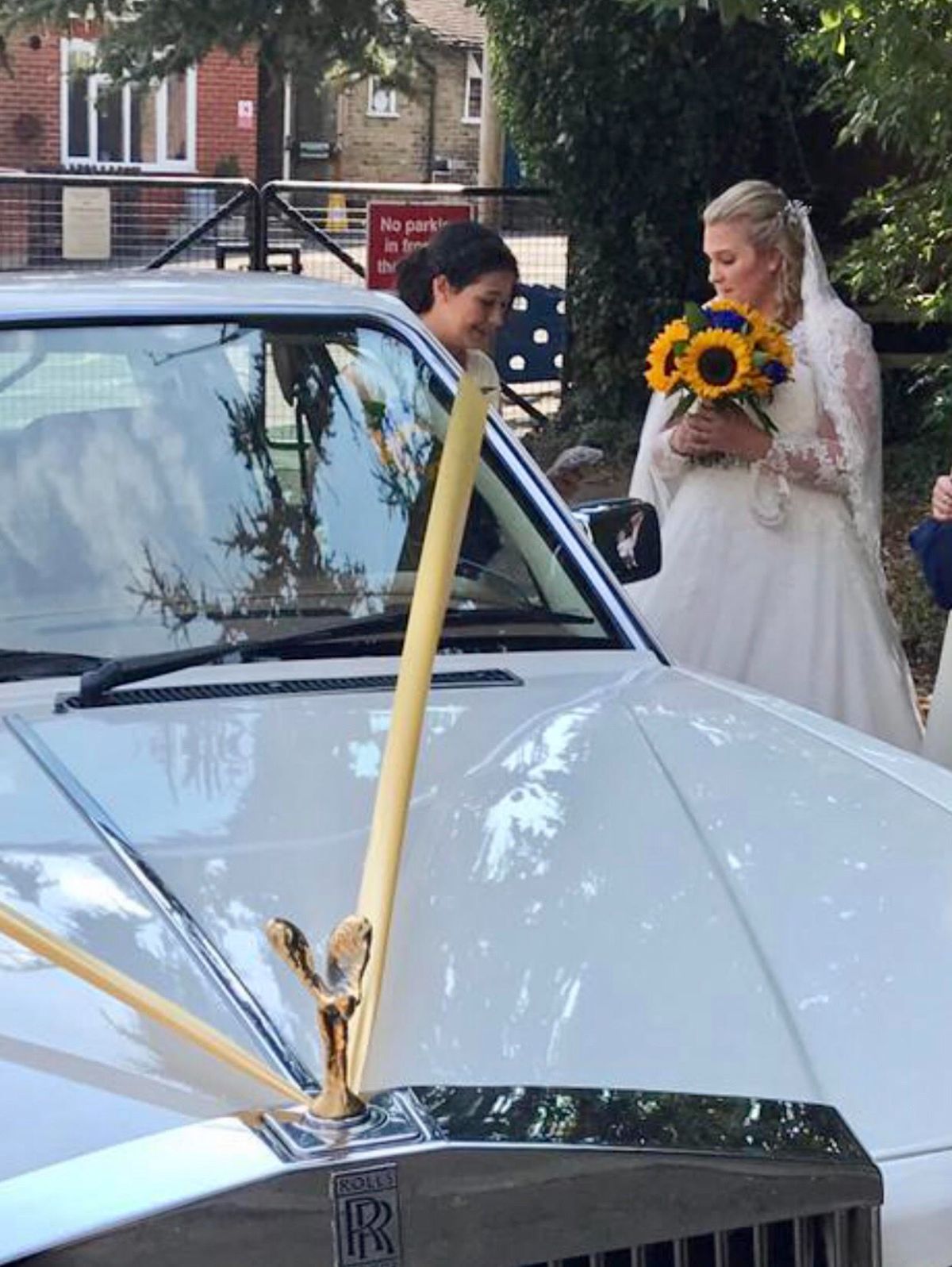 Lady R Wedding & Chauffeur Hire Ltd-Image-49