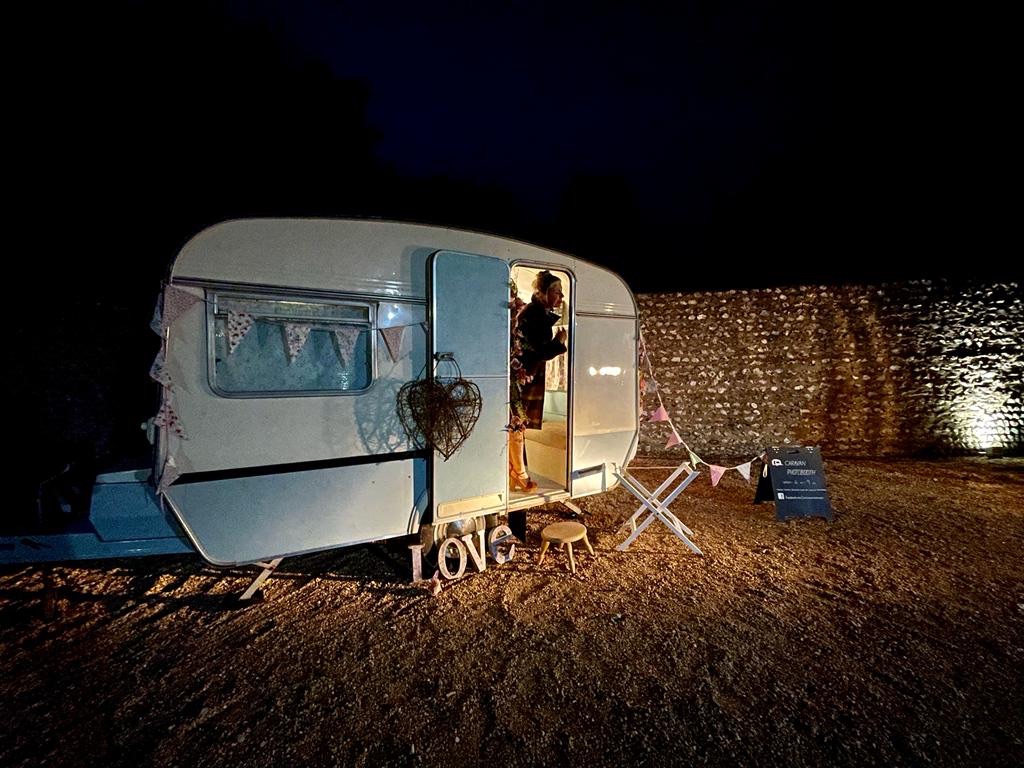 Caravan Photobooth Sussex-Image-30