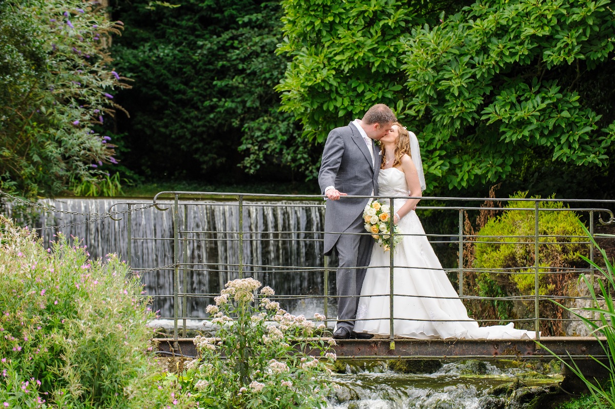 Surrey Wedding Photography-Image-100