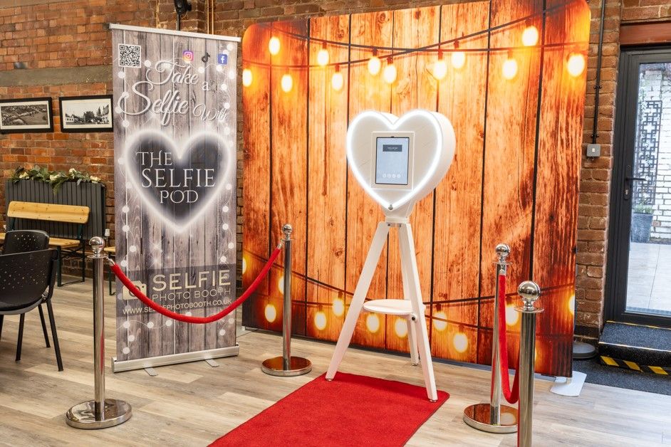 Selfie Photo Booth Hire-Image-6