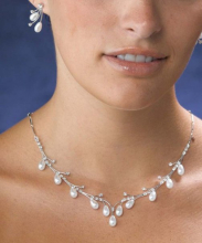 Crystal-and-Pearl-Wedding-Hair-Jewelry.jpg