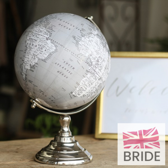 Globeweddingguestbookgreyandwhite2.jpg