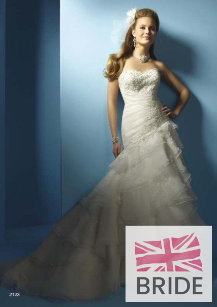 FALL 2010_BRIDAL_2123_Front.jpg